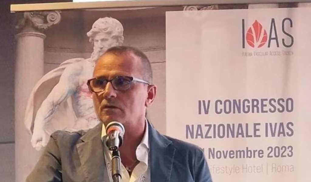 Intervista a Vincenzo Faraone: infermiere specializzato in accessi vascolari, neo-eletto presidente dell'IVAS 1 WhatsApp Image 2023 11 21 at 11.55.39
