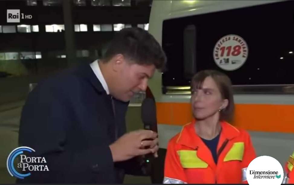 Infermiera aggredita durante una diretta RAI 1 AddText 05 20 10.02.27
